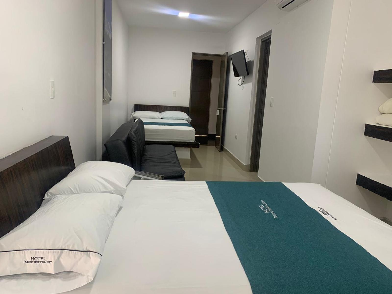 Hotel Puerto Triunfo Doradal Eksteriør billede