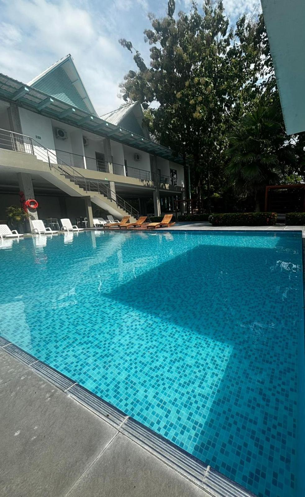 Hotel Puerto Triunfo Doradal Eksteriør billede